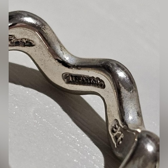NEW Tiffany & Co Paloma Picasso Zig Zag Ring - Picture 3 of 8
